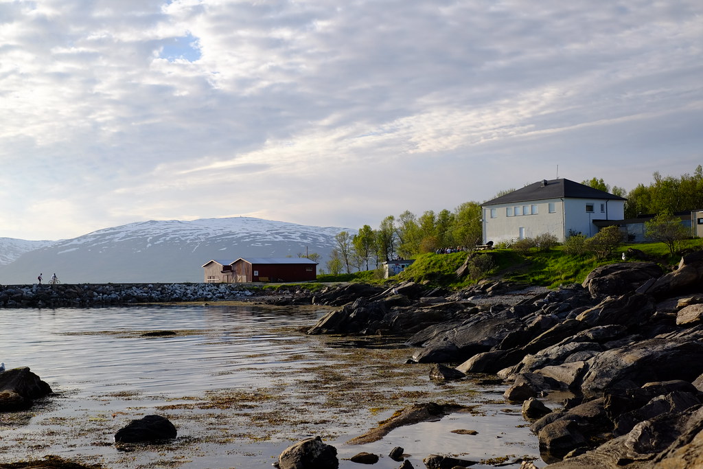 27899225681_fb55ddb62c_b