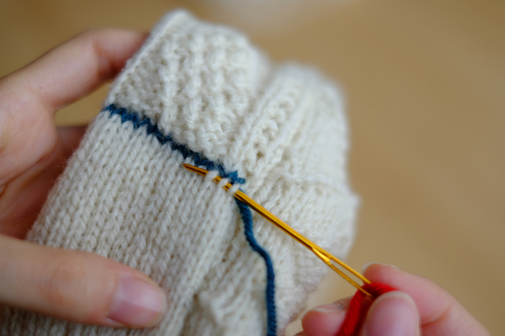 aspen socks & legwarmers: making modifications & try on as you go ...